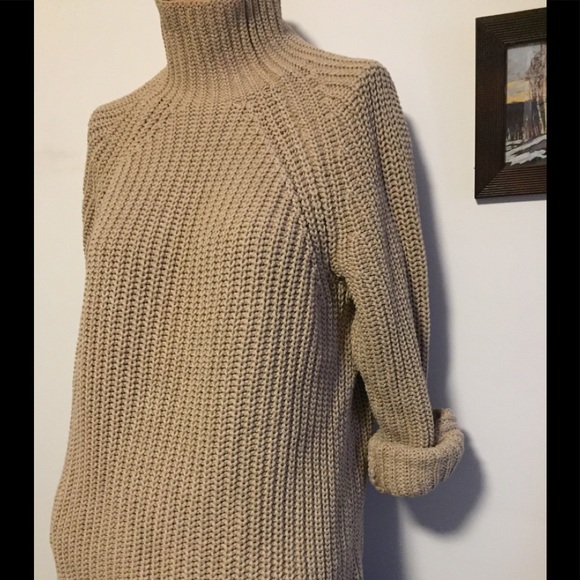 GAP Sweaters - GAP M thick 100%cotton camel high neck